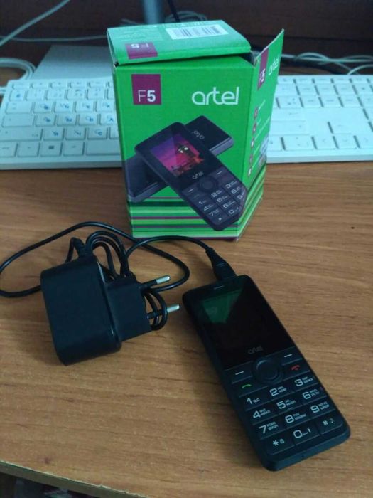 Продаю телефон Artel F5, не использованный
