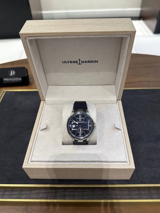 Ulysse Nardin Classic Dual Time 42 mm