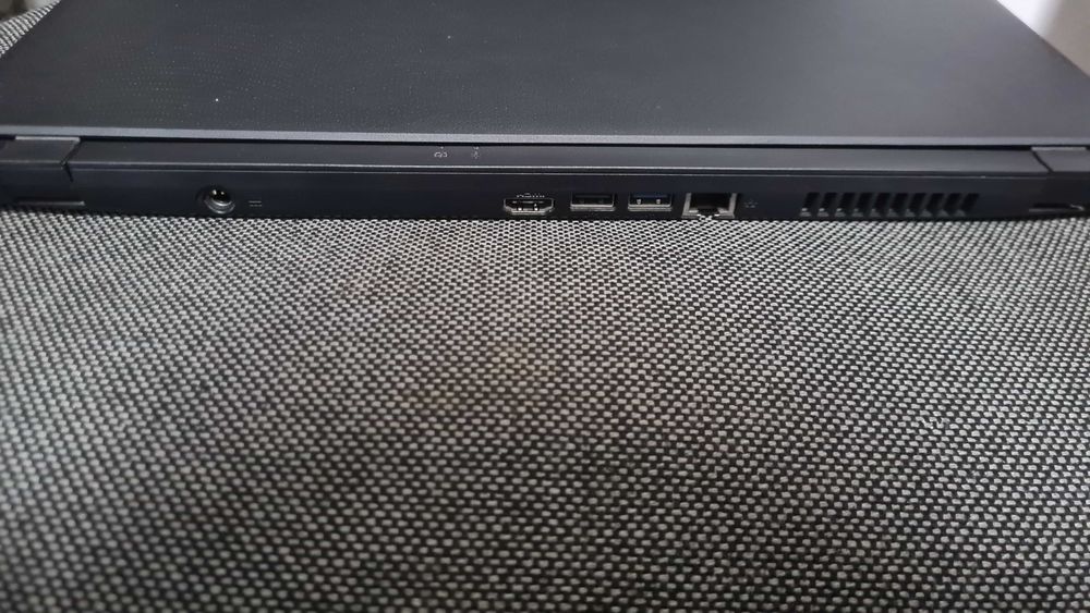 Acer Aspire ES1-533-P9YF с чисто нова батерия