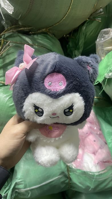 Продам игрушки 25-30см