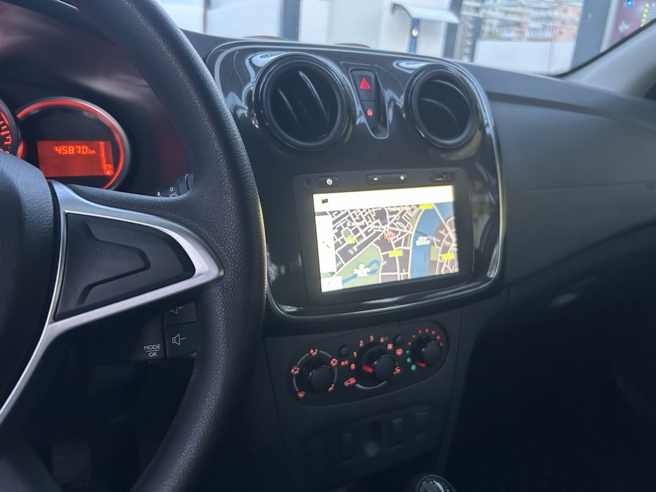 Vand Logan 2019 cu 45.000 km
