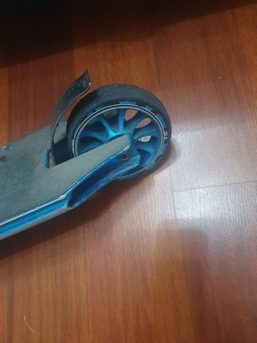 Vând trotineta de scheme