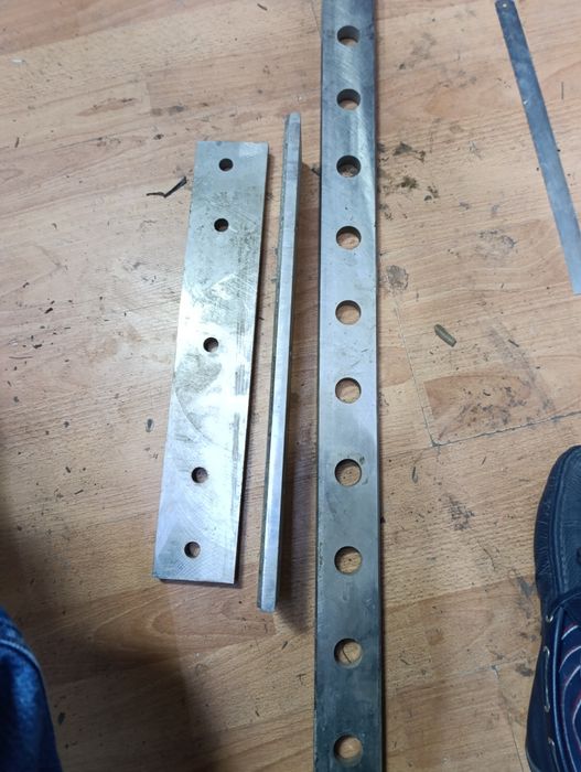 Продается лерко держателиновые