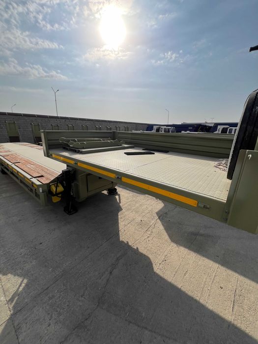 Полуприцеп тяжеловоз низкорамный 70 т