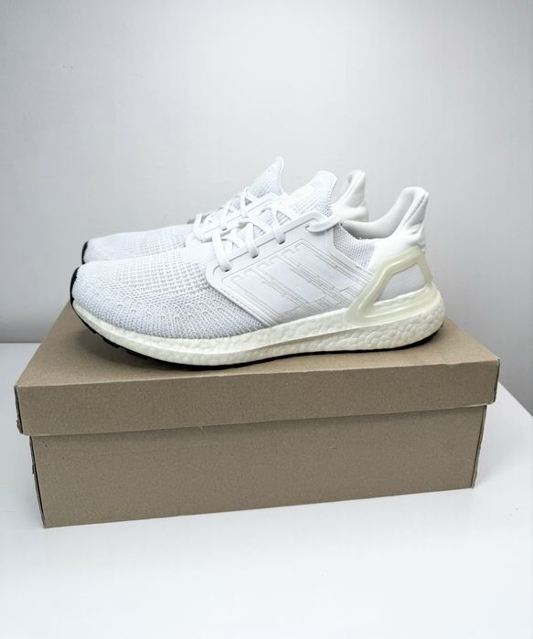 Adidas Ultra Boost  (41) 26см. Маратонки