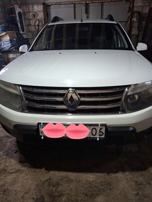 Рено Дастер 2,0 лит