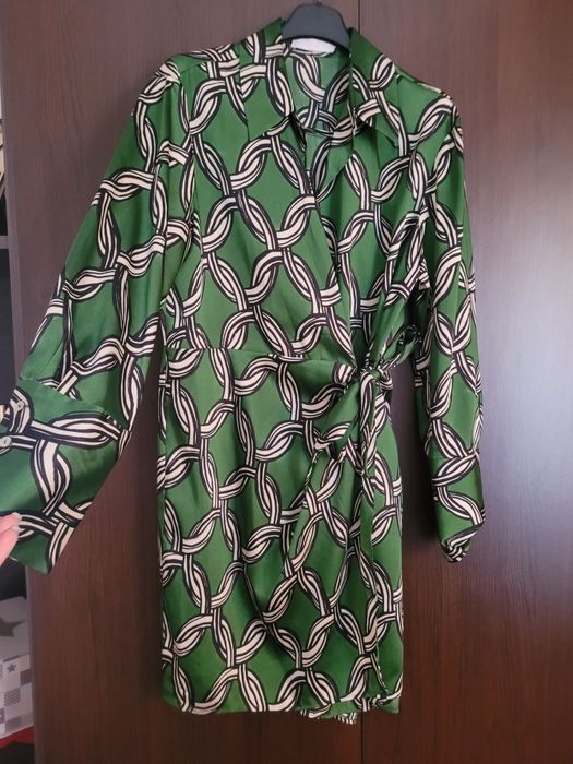 Superba rochiță Mango