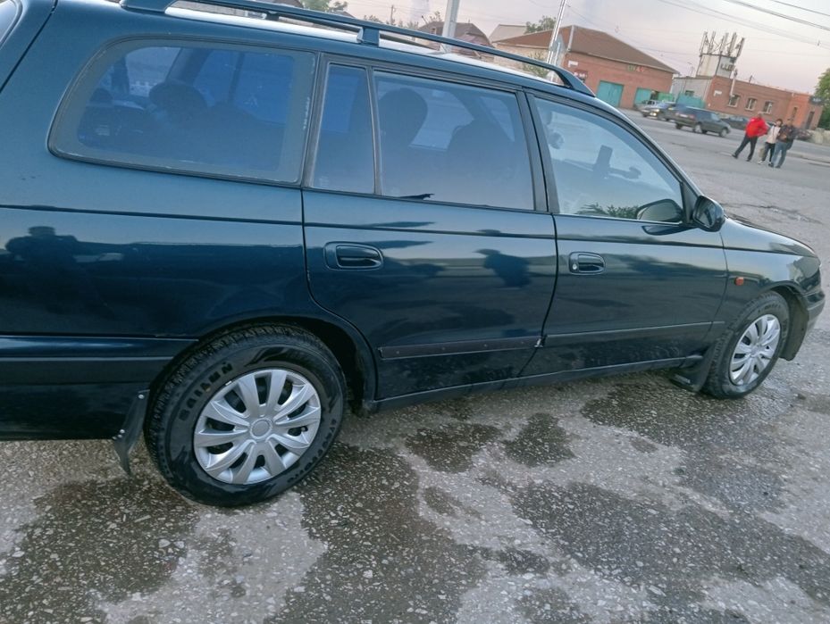 Tayota carina e в хорошем состоянии