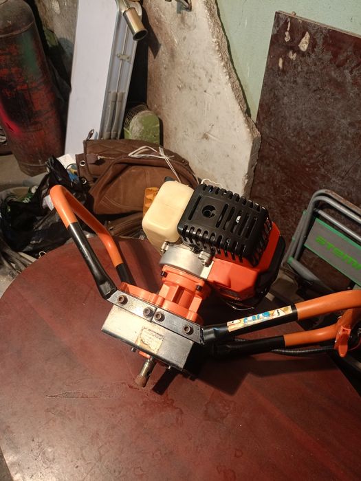 Продам мотобур в отличном состоянии