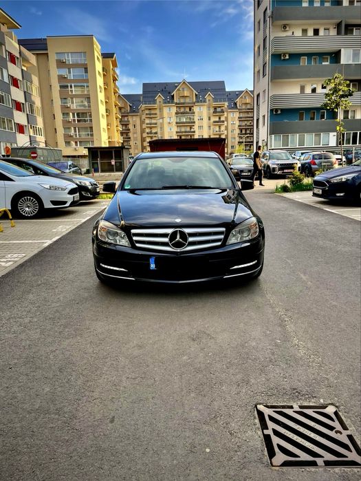 Mercedes Benz C220