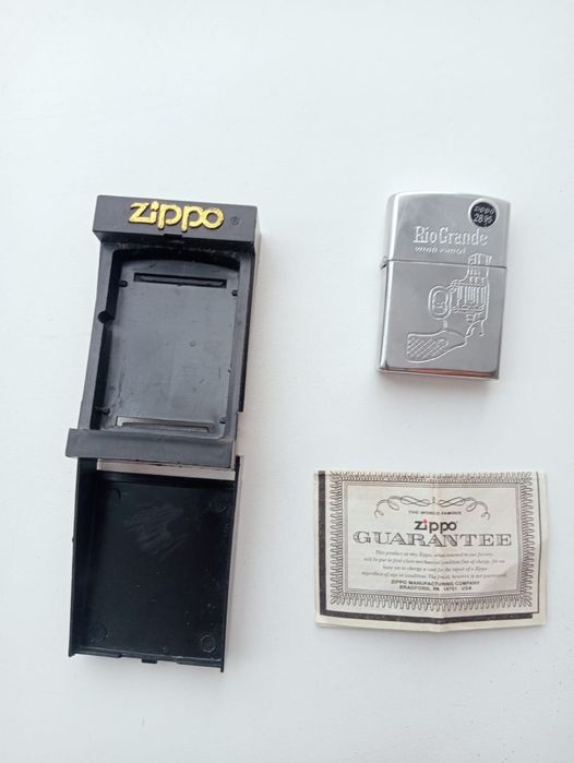 Зажигалка ZIPPO.