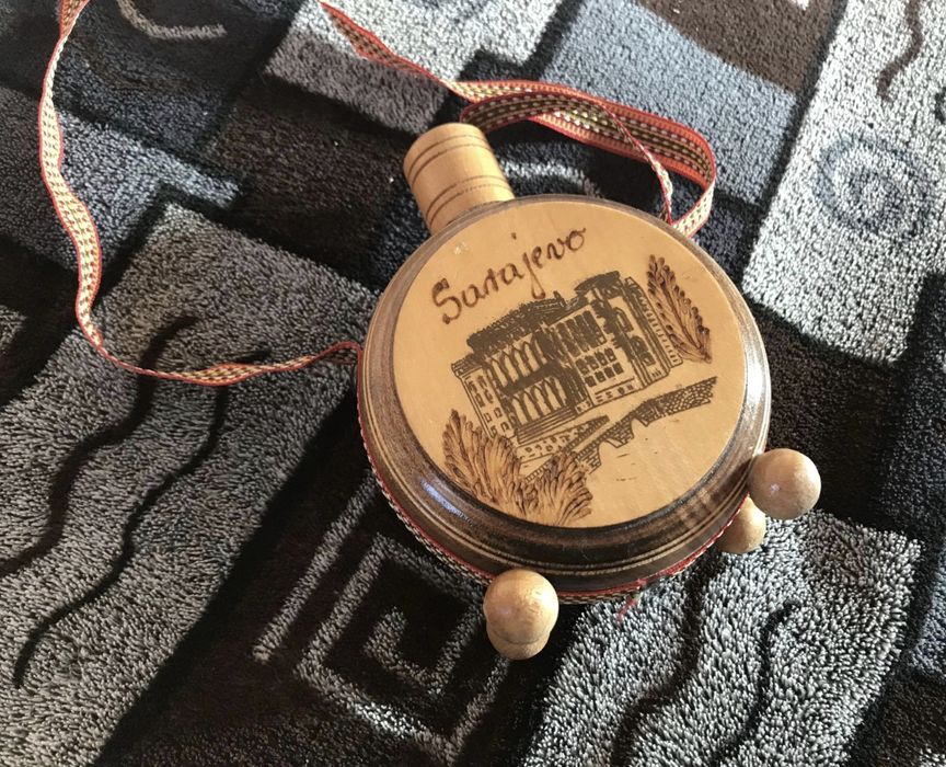 Фляжка целая стекло