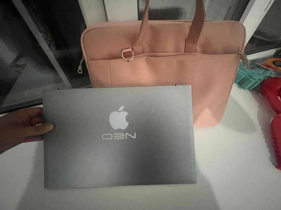 Ноутбук NEO в хорошим состояние