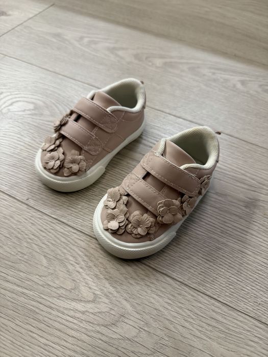 Детски маратонки Nike и Чисто нови детски сандали CROCS размер 20-21 (С5)