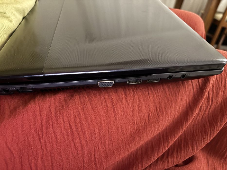 Ноутбук Samsung NP300EX -AO4RU