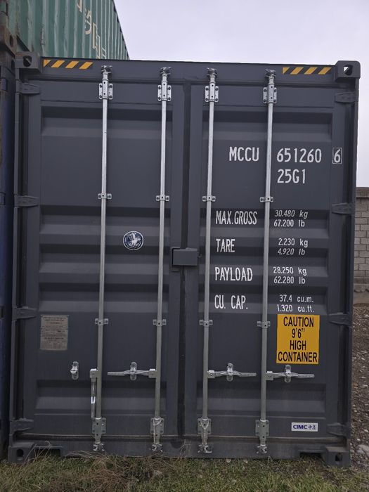 Продаём кантейнер 20фут 40фут есть новые есть б/у но в хорошем состоян