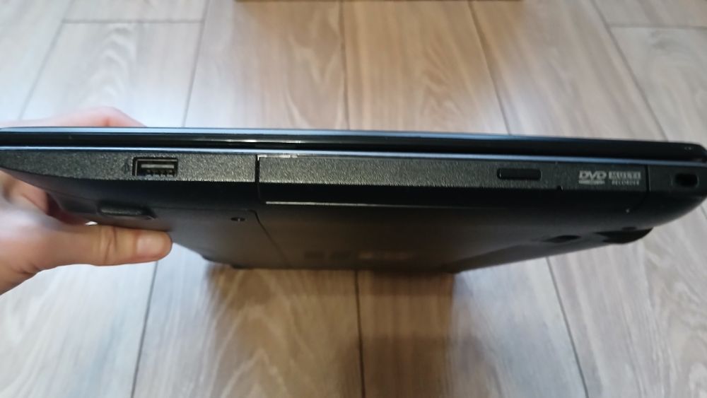 Лаптоп Asus K53S