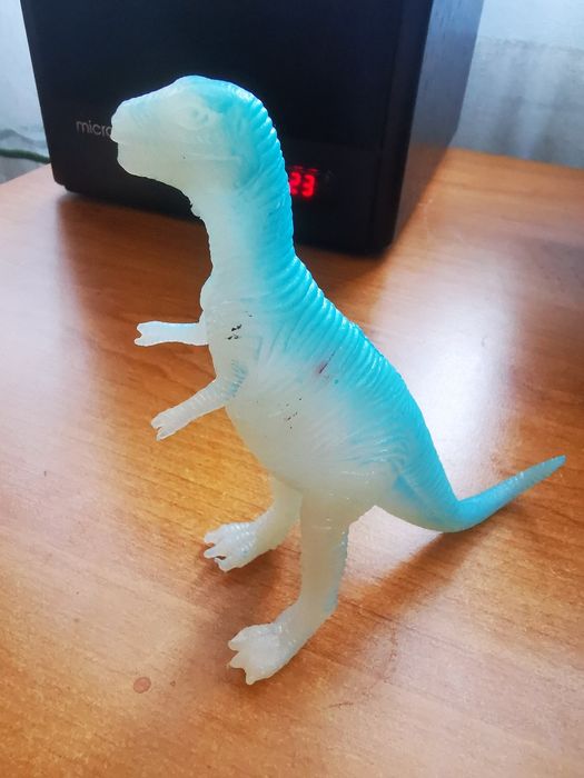 Super Dinozaur de colectie