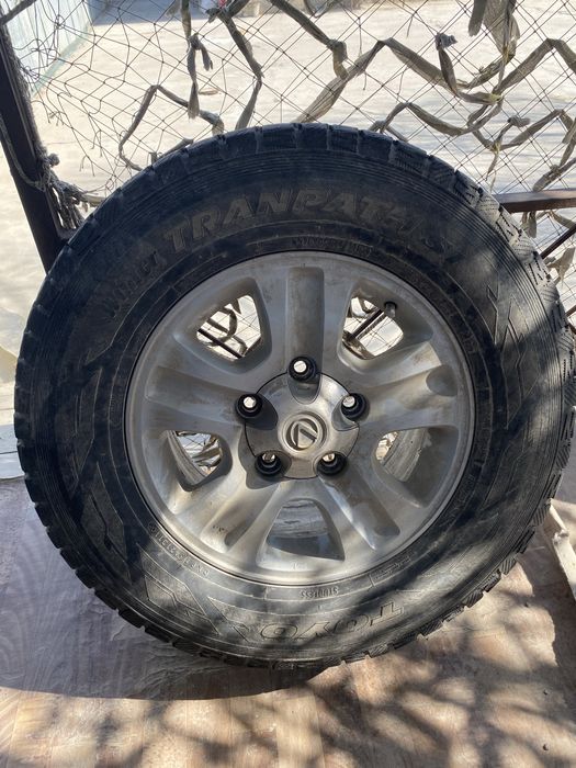 Машина балон сатылады , продается шины