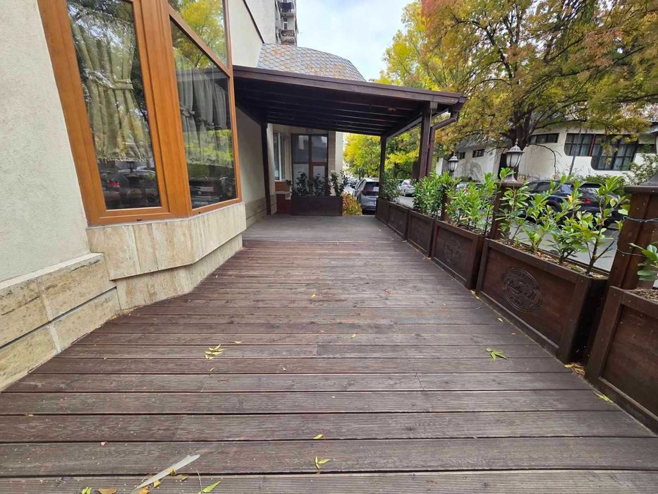 Продава се Заведение в Разлог - 111 кв.м за 1802 €/кв.м - Снимка #10