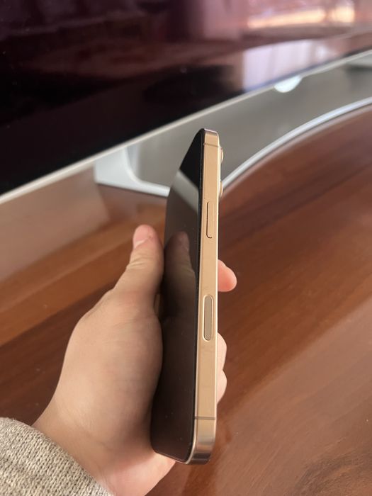 Айфон 16 pro 256гб