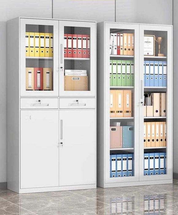 Zanglamaydigan po‘latdan kitob javoni — kuchli metall tokchalar bilan