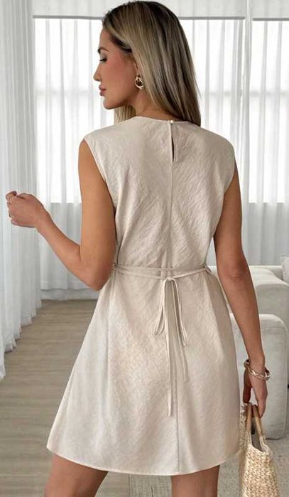 Елегантни рокли