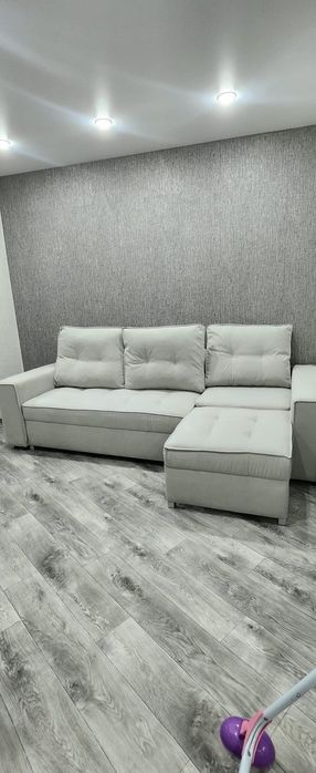 Продам диван Срочно!