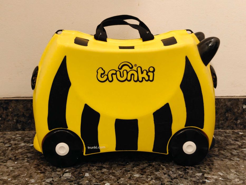 Valiză copii Trunki Ride-On Children's Suitcase Bernard the Bee design