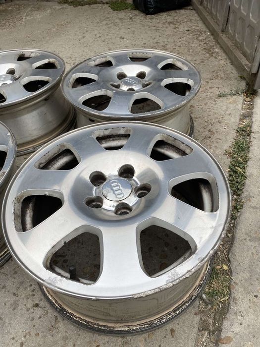 Продавам лети джанти 15 за Ауди А3