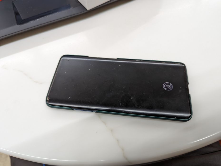 OnePlus 7t pro, в хорошем состоянии