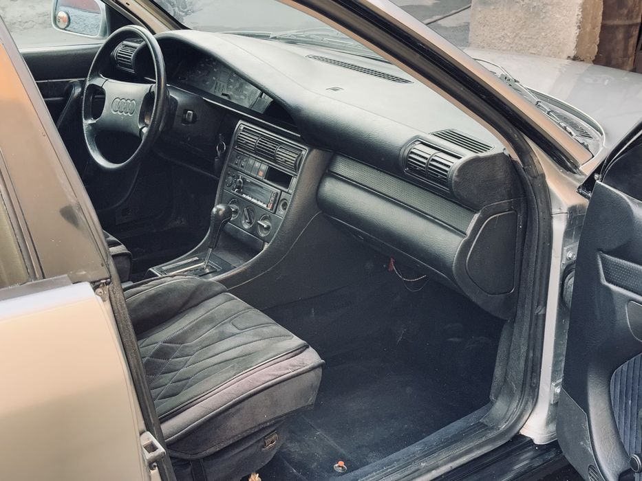 продам Ауди 100 с4