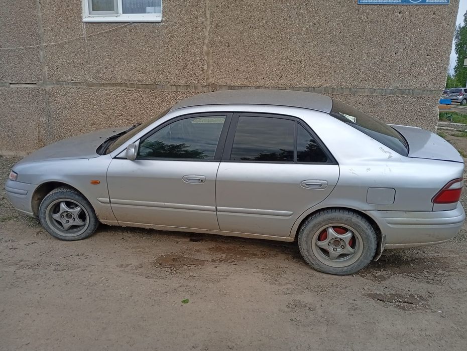 Mazda 1997 газ бензин