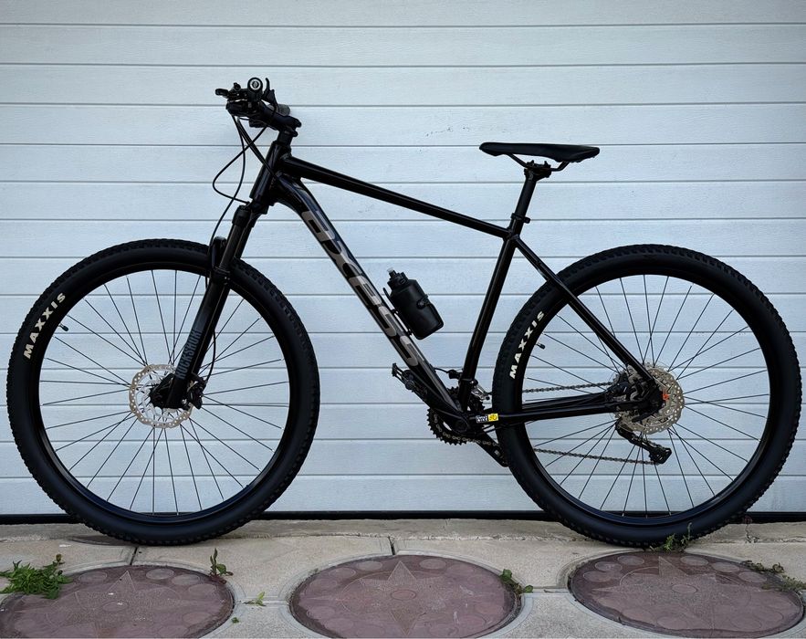 Vand Bicicleta AXESS,full DEORE XT,furca ROCK SHOX pe aer, aproape noua!