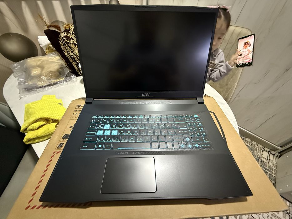 Игровой MSI Bravo 17 D7VF