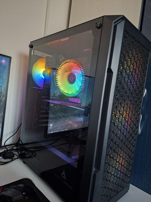 Setup Gaming Ryzen 7 5700X + RX 6600 8GB + 32GB RAM + SSD + Monitor 10