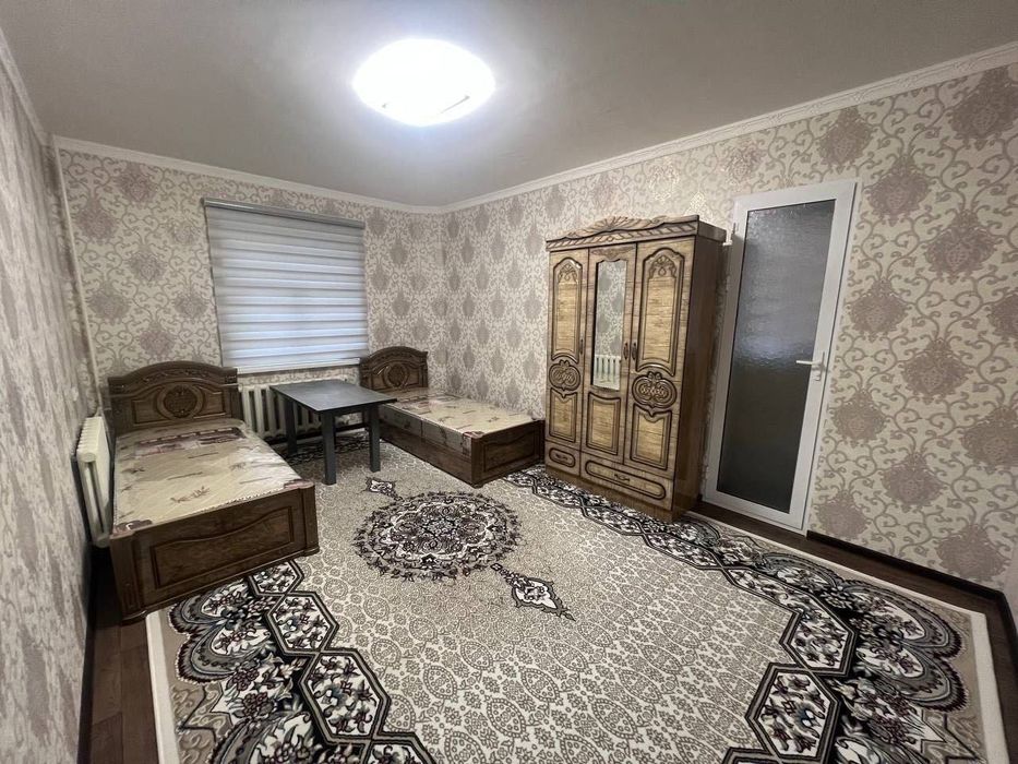 Сдается 1 комнатная квартира
С обстановкой в горде Алмалыке