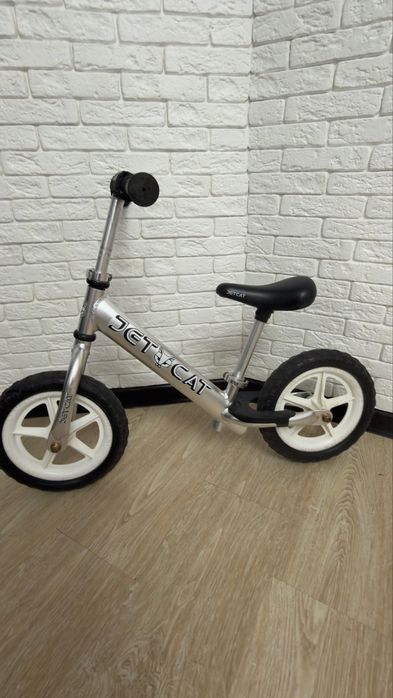 Беговел JET CAT Sport SLT EVA