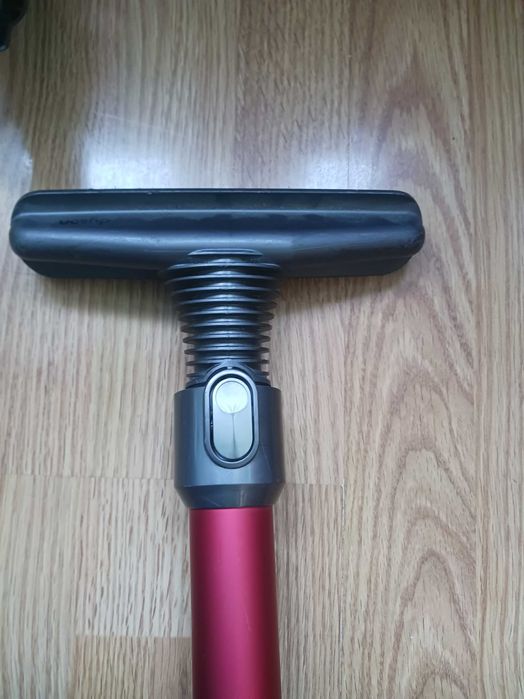 Прахосмукачка dyson sv09