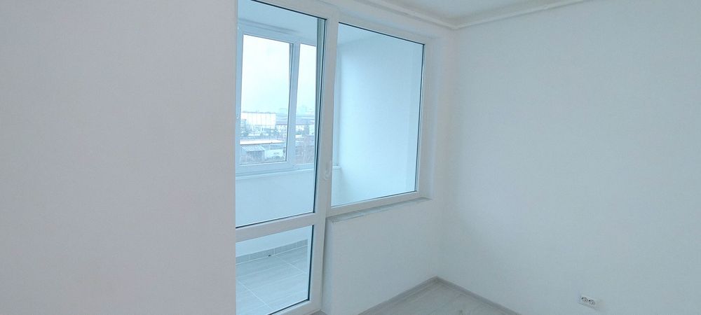 Vând garsonieră Brasov