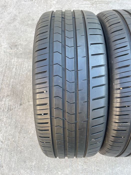 Set anvelope vara 215 45 18 vredestein