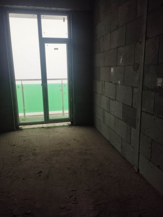 Срочно продаю 2 комнатную квартиру новостройку мирабадском Хон Сарой