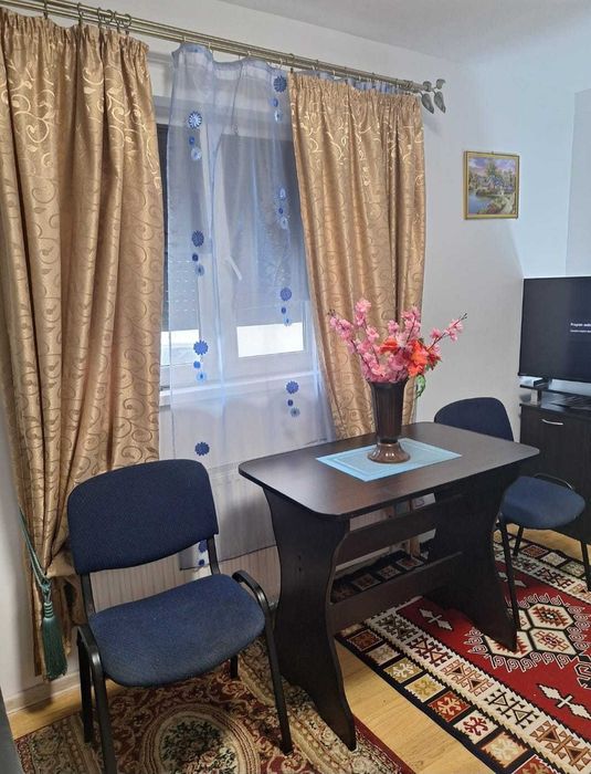 Proprietar vand garsoniera in Sinaia - Prahova