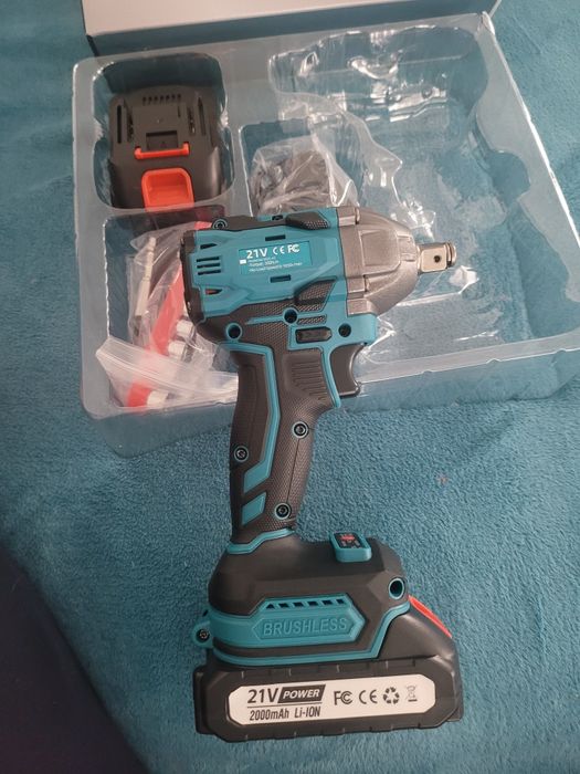 Masina de insurubat cu  impact 300NM