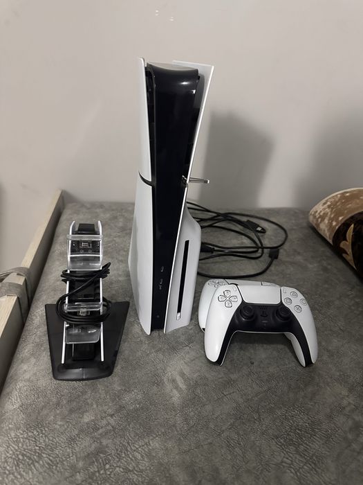 Ps 5 slim 1tb + 2 геймпада
