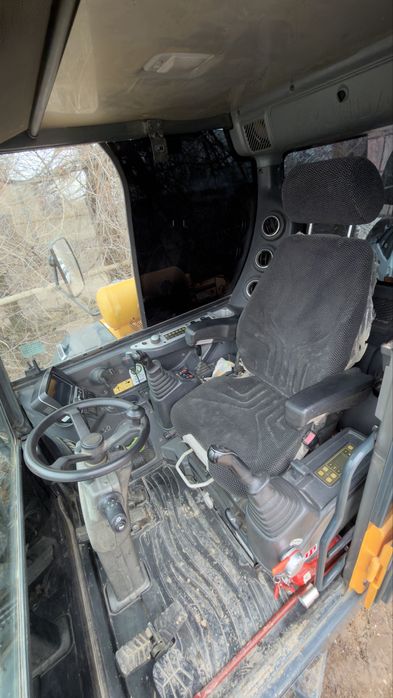 Продается экскаватор малютка Hyundai HW 60