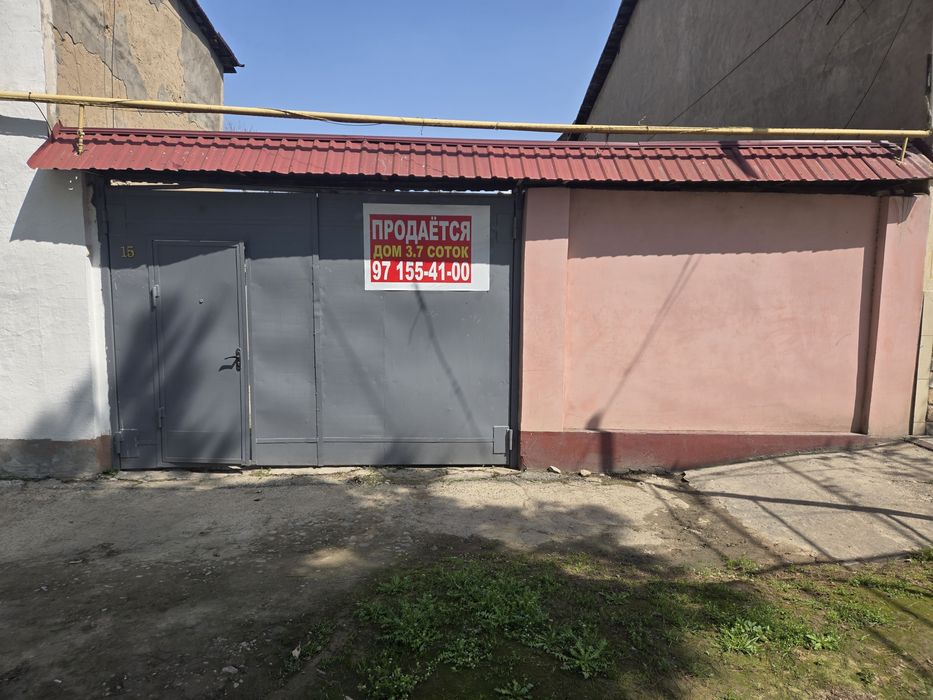 Продаётся участок площадью 4.0 сотки.