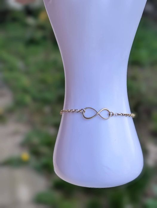 Veche bratara din argint de 925, placata cu aur, cu pandantiv infinit si prelungire cu litera A