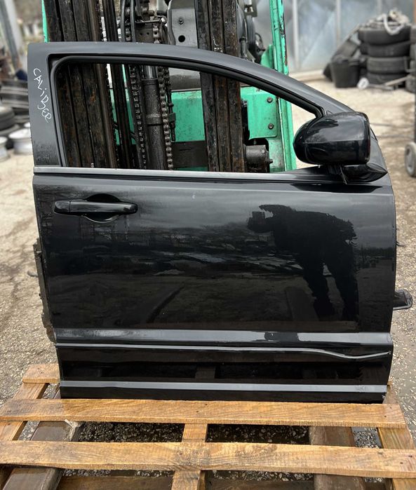 Предна врата за Dodge Caliber / Додж Калибър 2007г
