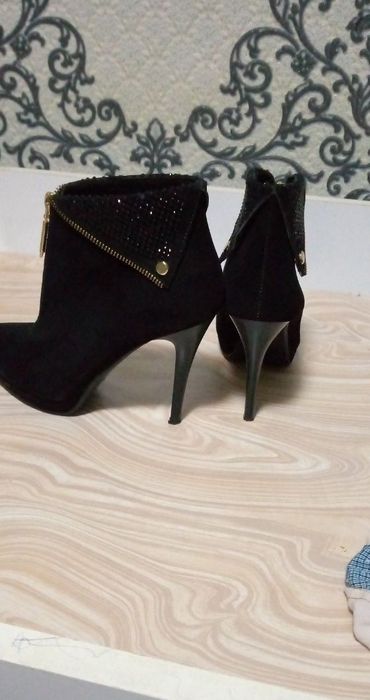 Продаются сапожки